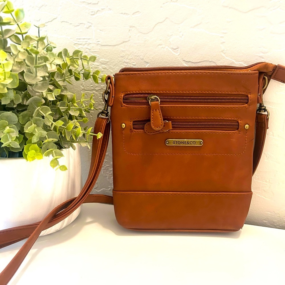 Stone & Co brown leather crossbody purse